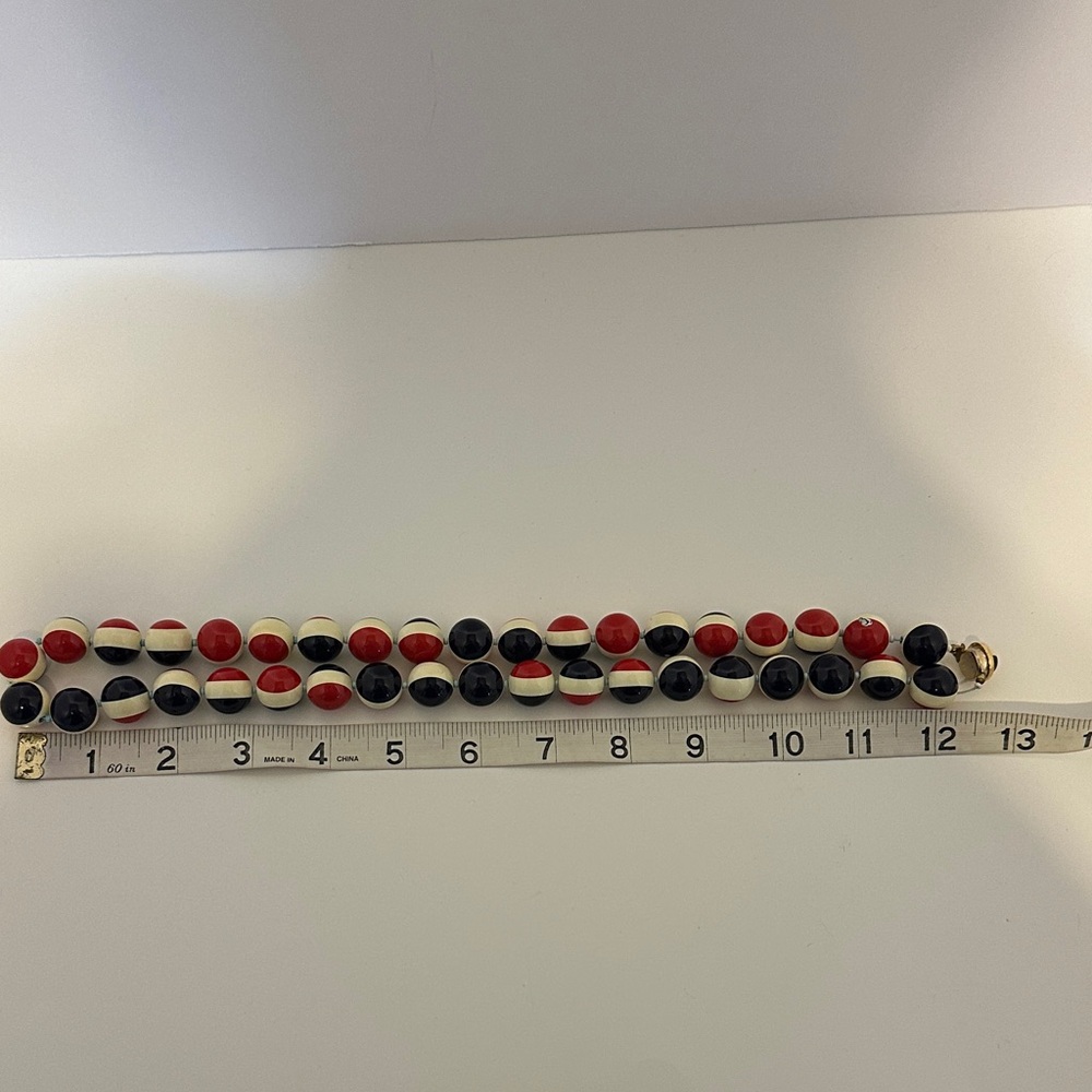 Vintage Red White & Blue Beaded Necklace - Picture 7 of 11